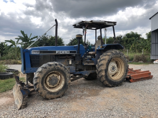 รถไถฟอร์ต 7840 พิเศษ แถมฟรี จอบหมุน ผานไถแบบผานสี่ และริปเปอร์