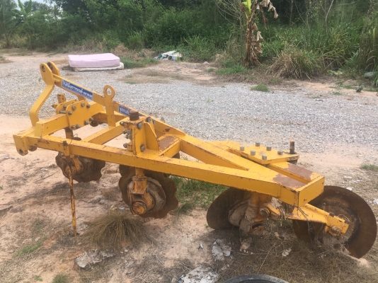 รถไถฟอร์ต 7840 พิเศษ แถมฟรี จอบหมุน ผานไถแบบผานสี่ และริปเปอร์