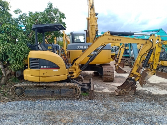 ขาย CATERPILLAR. 303.5C. เก่านอกแท้  เดิมๆๆ  มีลายแย๊ก  สภาพสวยมาก โทร 089-3818694 จ๊อย