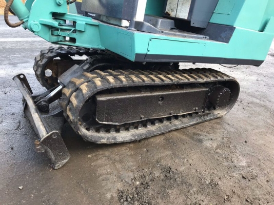 Ihi pc10เครื่องดีเซลIsuzu สามสูบแรงดีพร้อมใช้งาน Ihi pc10เครื่องดีเซลIsuzu สามสูบแรงดีพร้อมใช้งาน