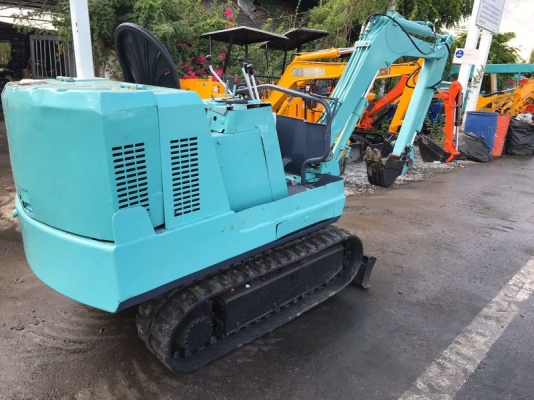 Ihi pc10เครื่องดีเซลIsuzu สามสูบแรงดีพร้อมใช้งาน Ihi pc10เครื่องดีเซลIsuzu สามสูบแรงดีพร้อมใช้งาน