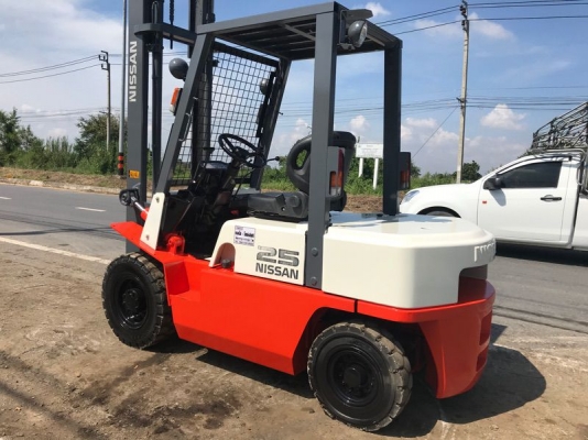 Nissan 2.5ตันสภาพดีเก่าญี่ปุ่น มีใบอินวอยไม่เคยใช้ในไทย Nissan 2.5ตันสภาพดีเก่าญี่ปุ่น มีใบอินวอยไม่เคยใช้ในไทย