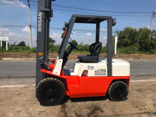 Nissan 2.5ตันสภาพดีเก่าญี่ปุ่น มีใบอินวอยไม่เคยใช้ในไทย Nissan 2.5ตันสภาพดีเก่าญี่ปุ่น มีใบอินวอยไม่เคยใช้ในไทย