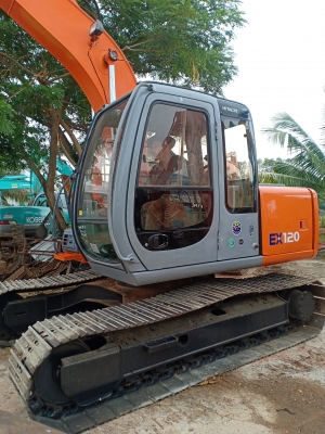 ขาย HITACHI EX120-5. เก่านอกแท้  ปลายยาวพิเศษ  เครื่องปั๊มดี  สภาพสวย  พร้อมใช้  โทร 089-3818694 จ๊อย