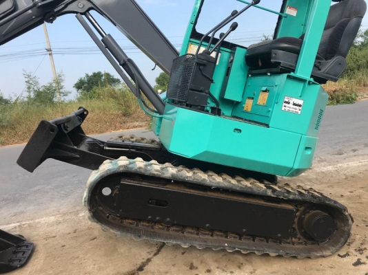 komatsu pc28uuสภาพดีเก่าญี่ปุ่น มีใบอินวอยไม่เคยใช้ในไทย