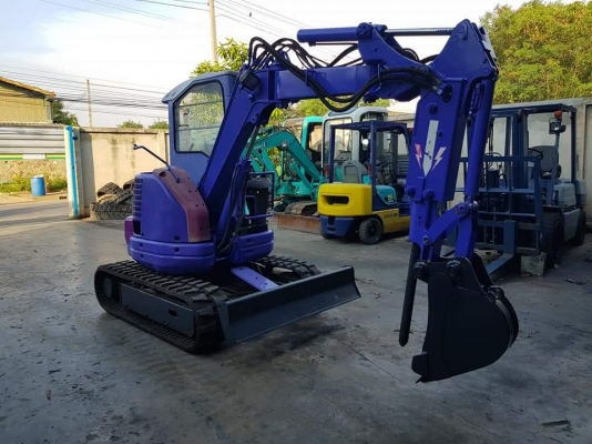 KOMATSU PC12UU-2 ขนาด1.2ตัน พร้อมหัวกระแทก เครื่องโคมัสสุ แทรคยาง เก่าญี่ปุ่นไม่เคยใช้งานในไทย ทำงาน5000HR พร้อมใช้งาน ราคา245,000บาท สนใจติดต่อ 081-8416818, 083-4355829 ติดต่อสอบถามได้ที่  กดไปที่ลิ้งค์้เพื่อสอบถาม Line: https://line.me/R/ti/p/\%40zb