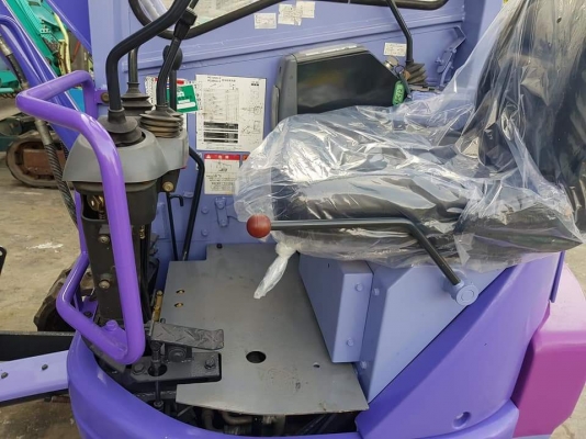 KOMATSU PC12UU-2 ขนาด1.2ตัน พร้อมหัวกระแทก เครื่องโคมัสสุ แทรคยาง เก่าญี่ปุ่นไม่เคยใช้งานในไทย ทำงาน5000HR พร้อมใช้งาน ราคา245,000บาท สนใจติดต่อ 081-8416818, 083-4355829 ติดต่อสอบถามได้ที่  กดไปที่ลิ้งค์้เพื่อสอบถาม Line: https://line.me/R/ti/p/\%40zb