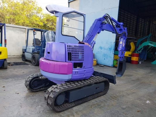 KOMATSU PC12UU-2 ขนาด1.2ตัน พร้อมหัวกระแทก เครื่องโคมัสสุ แทรคยาง เก่าญี่ปุ่นไม่เคยใช้งานในไทย ทำงาน5000HR พร้อมใช้งาน ราคา245,000บาท สนใจติดต่อ 081-8416818, 083-4355829 ติดต่อสอบถามได้ที่  กดไปที่ลิ้งค์้เพื่อสอบถาม Line: https://line.me/R/ti/p/\%40zb