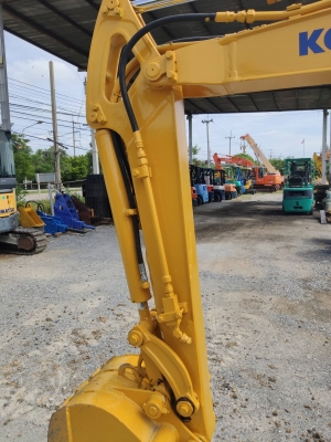 มีเข้ามาหลายคันครับ KOMATSU PC 30MR-2 จากญี่ปุ่น สวยมาก โทร.090-986-2521 อ๊อบ