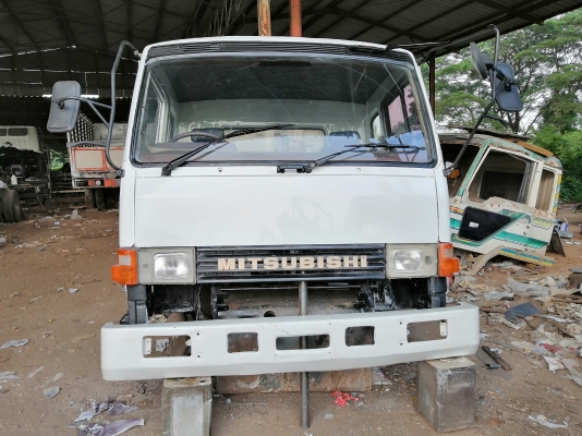 ขายหัว Mitsubishi  FN527 เฉินหลง สี ใหม่บางๆสวยๆอุปกรณ์ครบ ขาหน้า ขาหลัง กันชน ตีนเบรคทิฟฟี่ ตู้แอร์ ราคาถูก