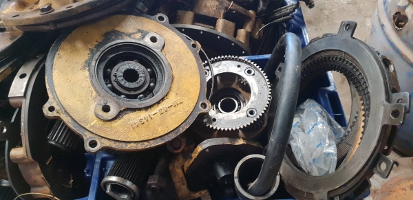 ขายเกียร์รถตัก โคมัสสุ WA350-1