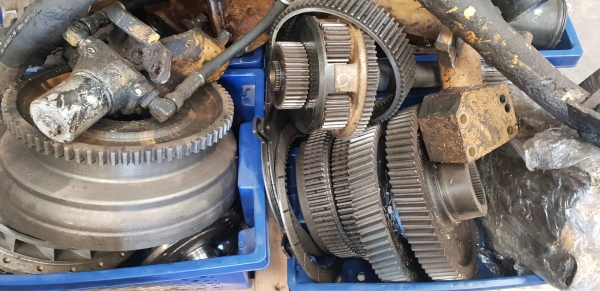 ขายเกียร์รถตัก โคมัสสุ WA350-1