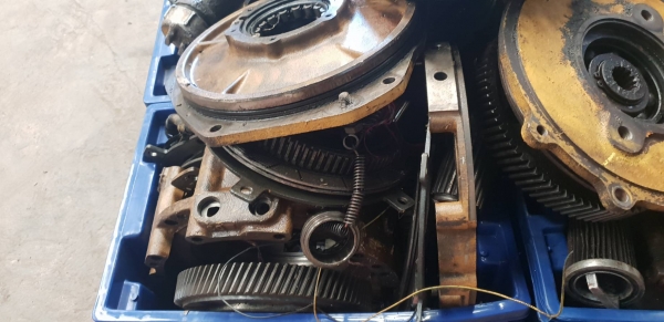 ขายเกียร์รถตัก โคมัสสุ WA350-1