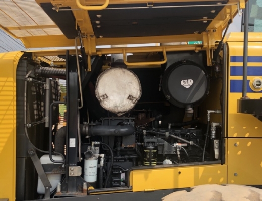 ขายรถตักล้อยาง KOMATSU WA380-6 ปี 2013 นำเข้าเองจากญี่ปุ่น สภาพสวยพร้อมใช้งาน มีVDOการทำงานครับ