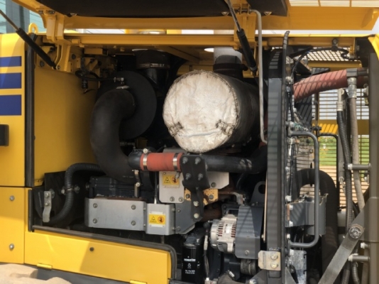 ขายรถตักล้อยาง KOMATSU WA380-6 ปี 2013 นำเข้าเองจากญี่ปุ่น สภาพสวยพร้อมใช้งาน มีVDOการทำงานครับ