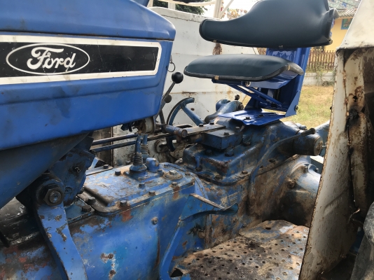 ขายฟอร์ด5500มีดันหน้าหางสามเอกสารซื้อขายติดต่อ0895302182ราคา170000 ขายฟอร์ด5500มีดันหน้าหางสามเอกสารซื้อขายติดต่อ0895302182ราคา170000