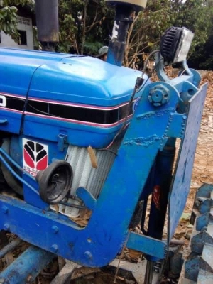 มีVDOขายรถไถ NEWHOLLAND 6610 ใบมีด ตัดหญ้า 7จานเอกสารพร้อมโอนราคา 280,000
