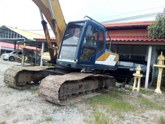 ขายKOBELCO SK200-/// ไฟตัดไม่มีเอกสารสภาพพร้อมใช้งานราคา 380,000