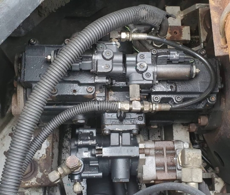 รถนอก เอวแน่ แอร์เย็น ขายถูก ขายราคา780,000บาท KOBELCO SK135SR มาค์รซิกซ์-6YY04ชั่วโม่งทำงานน้อยรถนอกเพิ่งนำเข้ามาเอกสารชุดจดทะเบียนยังไม่เคยใช้งานในเมืองไทยเลย เครื่องอีซูซู4สูบ4BG1เทอร์โบ เร็วแรง และประหยัดน้ำมันดีปั่มแรงไฟฟ้าเต็มเร็วแรงไม่โหลดบูมอาร รถนอก เอวแน่ แอร์เย็น ขายถูก ขายราคา780,000บาท KOBELCO SK135SR มาค์รซิกซ์-6YY04ชั่วโม่งทำงานน้อยรถนอกเพิ่งนำเข้ามาเอกสารชุดจดทะเบียนยังไม่เคยใช้งานในเมืองไทยเลย เครื่องอีซูซู4สูบ4BG1เทอร์โบ เร็วแรง และประหยัดน้ำมันดีปั่มแรงไฟฟ้าเต็มเร็วแรงไม่โหลดบูมอาร