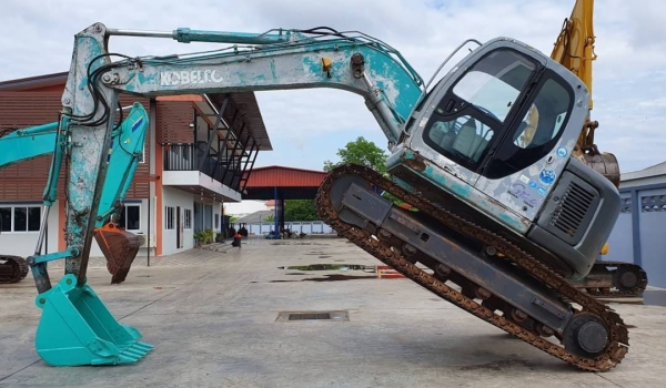 รถนอก เอวแน่ แอร์เย็น ขายถูก ขายราคา780,000บาท KOBELCO SK135SR มาค์รซิกซ์-6YY04ชั่วโม่งทำงานน้อยรถนอกเพิ่งนำเข้ามาเอกสารชุดจดทะเบียนยังไม่เคยใช้งานในเมืองไทยเลย เครื่องอีซูซู4สูบ4BG1เทอร์โบ เร็วแรง และประหยัดน้ำมันดีปั่มแรงไฟฟ้าเต็มเร็วแรงไม่โหลดบูมอาร รถนอก เอวแน่ แอร์เย็น ขายถูก ขายราคา780,000บาท KOBELCO SK135SR มาค์รซิกซ์-6YY04ชั่วโม่งทำงานน้อยรถนอกเพิ่งนำเข้ามาเอกสารชุดจดทะเบียนยังไม่เคยใช้งานในเมืองไทยเลย เครื่องอีซูซู4สูบ4BG1เทอร์โบ เร็วแรง และประหยัดน้ำมันดีปั่มแรงไฟฟ้าเต็มเร็วแรงไม่โหลดบูมอาร