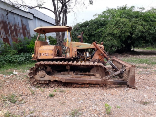 ขายแทรคเตอร์ CAT D4E สภาพสวยเอกสารซื้อขายราคา 220,000