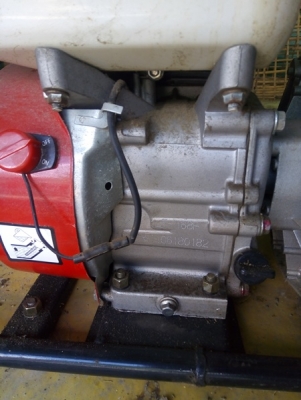 เครื่องสูบน้ำเก่าเก็บ ใช้ไปทีเดียว ดึงทีเดียวติด ขายถูก