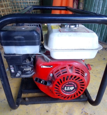 เครื่องสูบน้ำเก่าเก็บ ใช้ไปทีเดียว ดึงทีเดียวติด ขายถูก