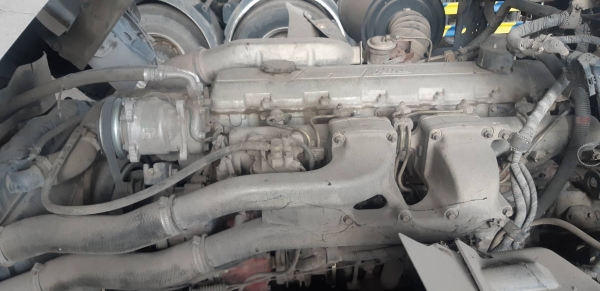 หัวลาก2เพลา Hino Mega 320ปี48 เครื่องP11C หัวบาง เครื่องดี แชซซีสวย ราคาเบาๆ