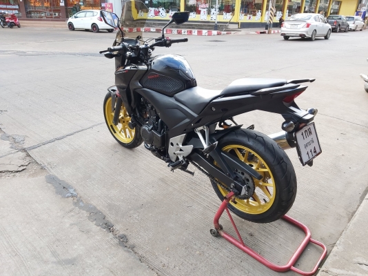 ขาย HONDA CB500F ปี2013 เดิมๆ ใส่ชุดแต่งเคฟล่าสวยๆ ชิวหน้าสูง บาลานซ์โช๊คหน้าแต่ง ยางหน้าหลังเต็ม ทะ