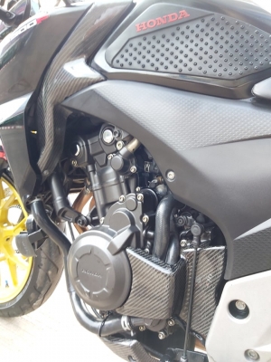 ขาย HONDA CB500F ปี2013 เดิมๆ ใส่ชุดแต่งเคฟล่าสวยๆ ชิวหน้าสูง บาลานซ์โช๊คหน้าแต่ง ยางหน้าหลังเต็ม ทะ