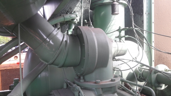 ขายปั้มลม Sullair รุ่น H1300 เครื่อง CAT 3406T 475 แรงม้า ลม 10.3 บาร์ 1300 cfm 150PSIG ปั้มลมสกรูสภาพสวย นำเข้าจากญี่ปุ่น ขายถูกครับ เน้นโทร.084-5424150