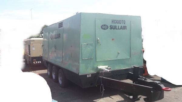 ขายปั้มลม Sullair รุ่น H1300 เครื่อง CAT 3406T 475 แรงม้า ลม 10.3 บาร์ 1300 cfm 150PSIG ปั้มลมสกรูสภาพสวย นำเข้าจากญี่ปุ่น ขายถูกครับ เน้นโทร.084-5424150