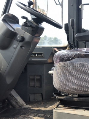 ขายรถตักล้อยาง KOMATSU WA300-3E นำเข้าเองจากญี่ปุ่น สภาพสวยพร้อมใช้งาน มีVDOการทำงานครับ