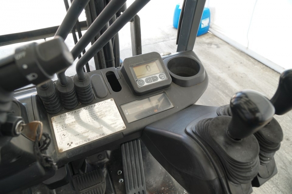 Toyota 8FG18 ยก1.8ตัน เสาสูง3เมตร งาสไลด์หุบ-ถ่าง เครื่องยนต์เบนซิล+LPG ติดตั้งจากโรงงานที่ญี่ปุ่น