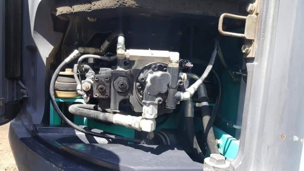 ขายKOBELCO SK135SR-2 YY05. เก่านอกแท้  เดิมๆๆเครื่องปั๊มดีเครื่องปั๊มดี ใช้ โทร  089-3818694  จ๊อย