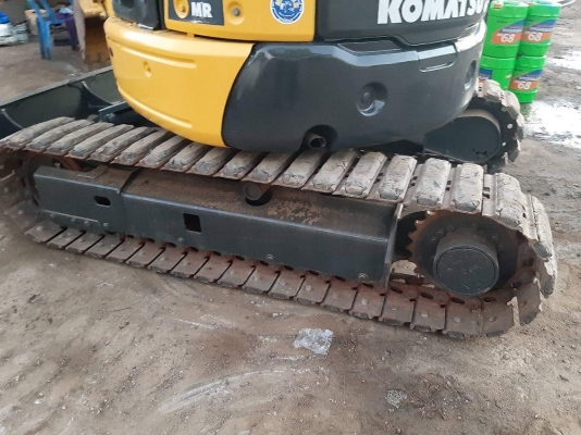 ขาย KOMATSU PC30MR-2. เก่านอกแท้  สภาพสวย มีลายแย๊ก  ใช้งานมาน้อย  โทร 089-3818694 จ๊อย