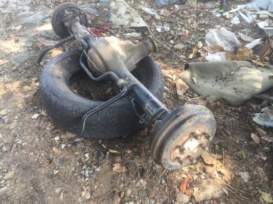 ขายเพลาท้าย+เฟืองท้าย Isuzu Dmax ยกเส้นสภาพเดิมพร้อมใช้งาน สนใจโทร 0645301930 โก้