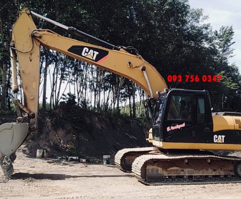 ขายรถแบคโฮ CAT 320 D ญี่ปุ่น 13,XXX ชม.