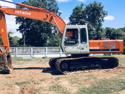 ขาย Hitachi Ex200-1 โทร 0979285564