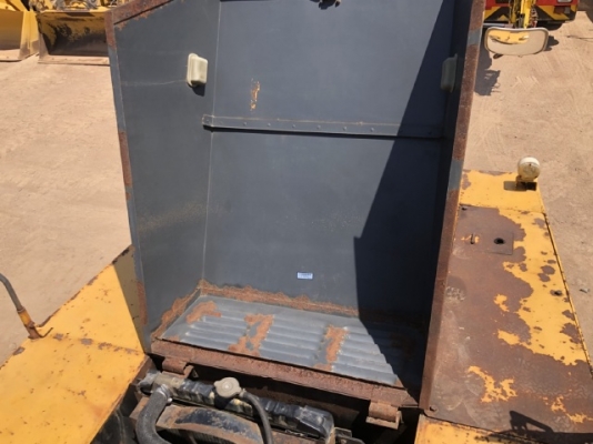 ขายรถบด 9 ล้อ KOMATSU JW200 นำเข้าเองจากญี่ปุ่น สภาพสวยพร้อมใช้ มีVDOการทำงานครับ ขายรถบด 9 ล้อ KOMATSU JW200 นำเข้าเองจากญี่ปุ่น สภาพสวยพร้อมใช้ มีVDOการทำงานครับ