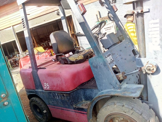 ขายฟอร์คลิฟต์ 3.5 ตันไม่มีเอกสารเสาสูง3เมตรราคา 170,000 ขายฟอร์คลิฟต์ 3.5 ตันไม่มีเอกสารเสาสูง3เมตรราคา 170,000