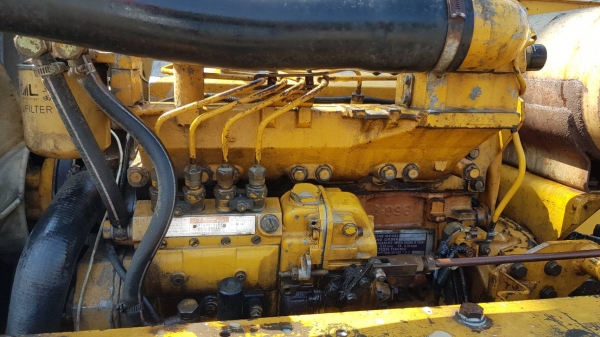 ขายด่วน KOMATSU PC60 -5 สภาพสวย พร้อมใช้งาน เครื่องปั้มดี เยี่ยม  โซ่ช่วงล่างสวย สนใจสอบถามดูรถได้ ที่ 093 0764943 Kตั้ม