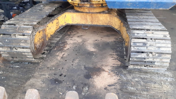 ขายด่วน KOMATSU PC60 -5 สภาพสวย พร้อมใช้งาน เครื่องปั้มดี เยี่ยม  โซ่ช่วงล่างสวย สนใจสอบถามดูรถได้ ที่ 093 0764943 Kตั้ม