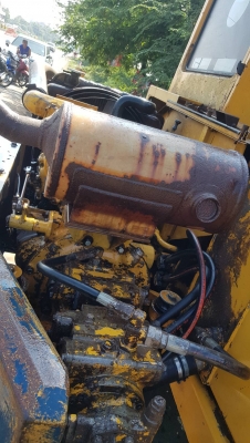 ขายด่วน KOMATSU PC60 -5 สภาพสวย พร้อมใช้งาน เครื่องปั้มดี เยี่ยม  โซ่ช่วงล่างสวย สนใจสอบถามดูรถได้ ที่ 093 0764943 Kตั้ม
