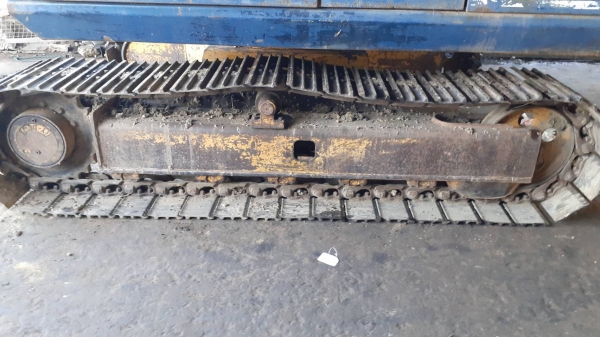 ขายด่วน KOMATSU PC60 -5 สภาพสวย พร้อมใช้งาน เครื่องปั้มดี เยี่ยม  โซ่ช่วงล่างสวย สนใจสอบถามดูรถได้ ที่ 093 0764943 Kตั้ม