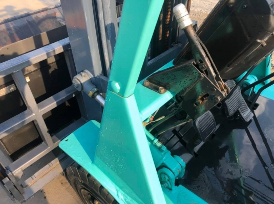 ขายรถตักยางพารา195,000บาทพร้อมใช้งานและส่งให้ ขายรถตักยางพารา195,000บาทพร้อมใช้งานและส่งให้