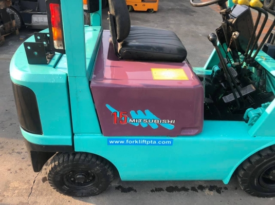 ขายรถตักยางพารา195,000บาทพร้อมใช้งานและส่งให้ ขายรถตักยางพารา195,000บาทพร้อมใช้งานและส่งให้