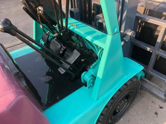 ขายรถตักยางพารา195,000บาทพร้อมใช้งานและส่งให้ ขายรถตักยางพารา195,000บาทพร้อมใช้งานและส่งให้