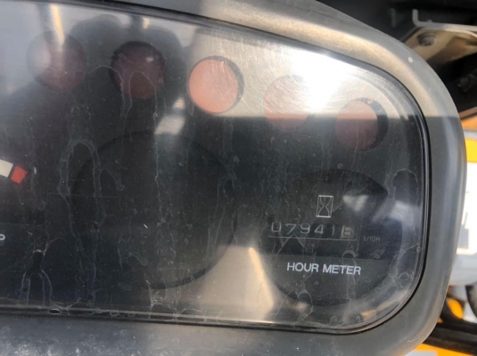 ขายรถตักยางพาราตักทะลายปาล์ม