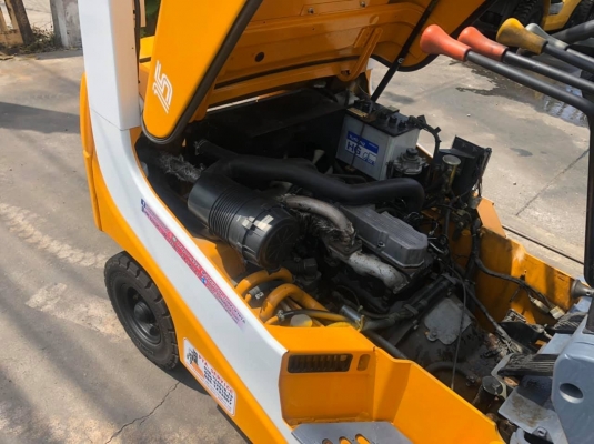 ขายรถตักยางพาราตักทะลายปาล์ม